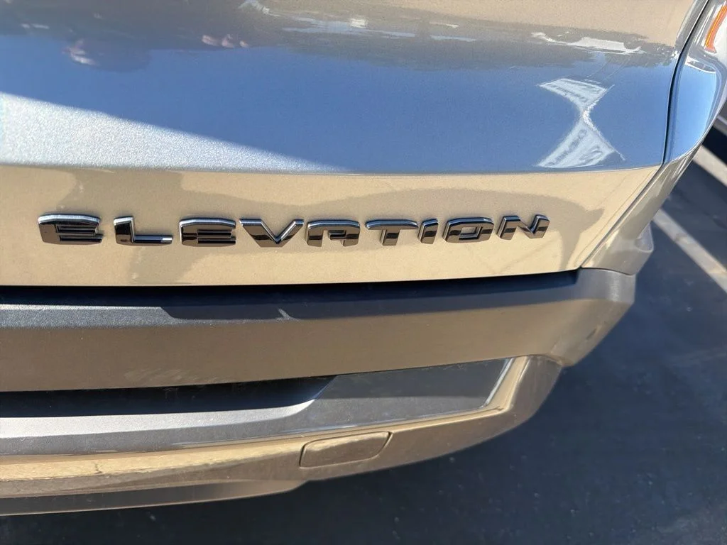 Used 2026 Silver GMC Elevation image 5