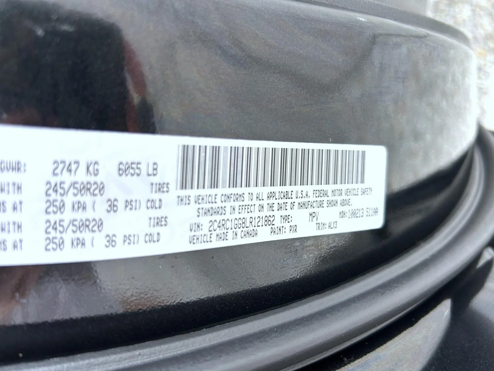 Used 2020 Black Chrysler Limited image 25