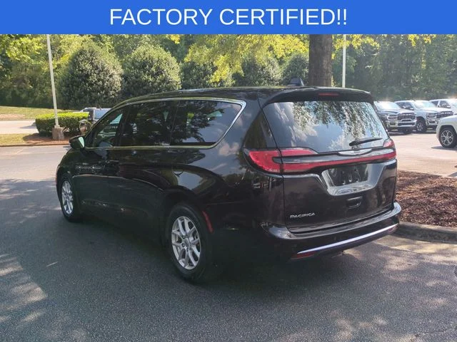 Used 2023 Black Chrysler Touring L image 3