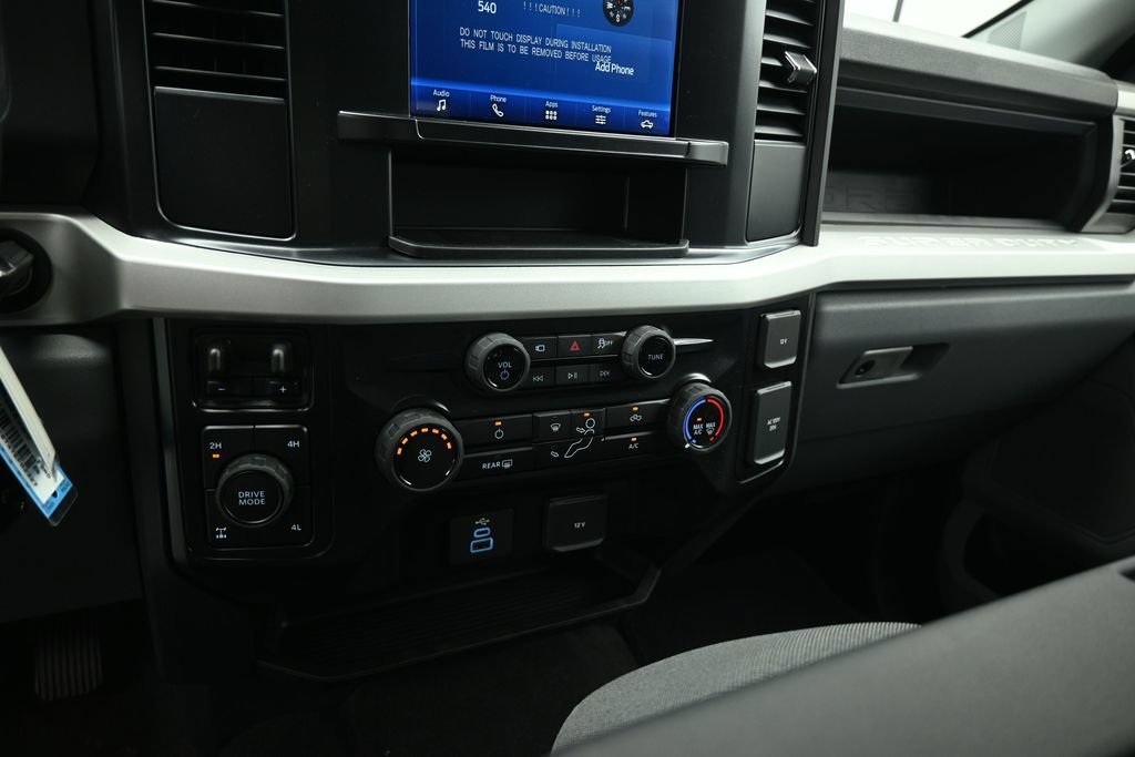 New 2026 Oxford White Ford XL image 13