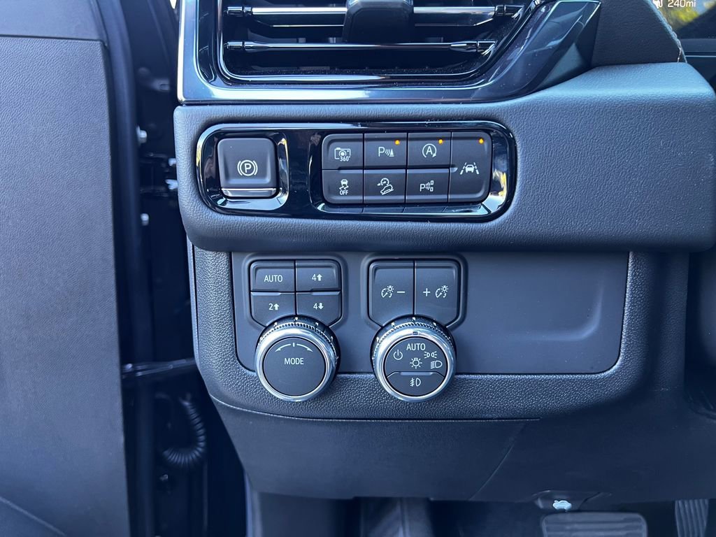 New 2026 Onyx Black GMC AT4 image 22