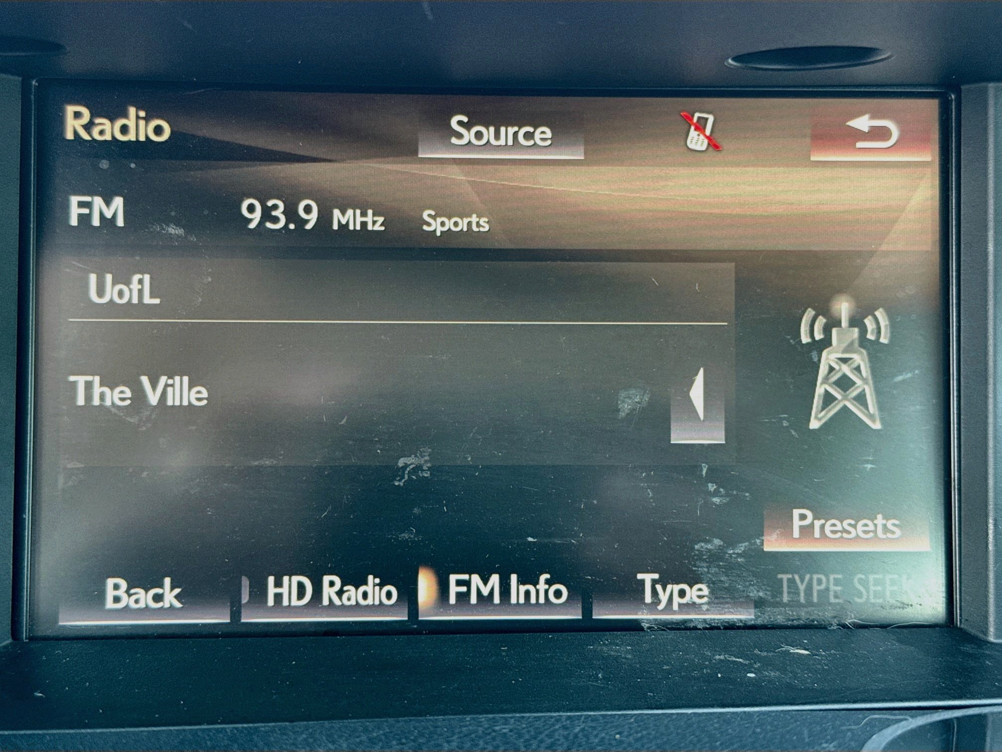 Used 2018 Nebula Gray Pearl Lexus Base image 14