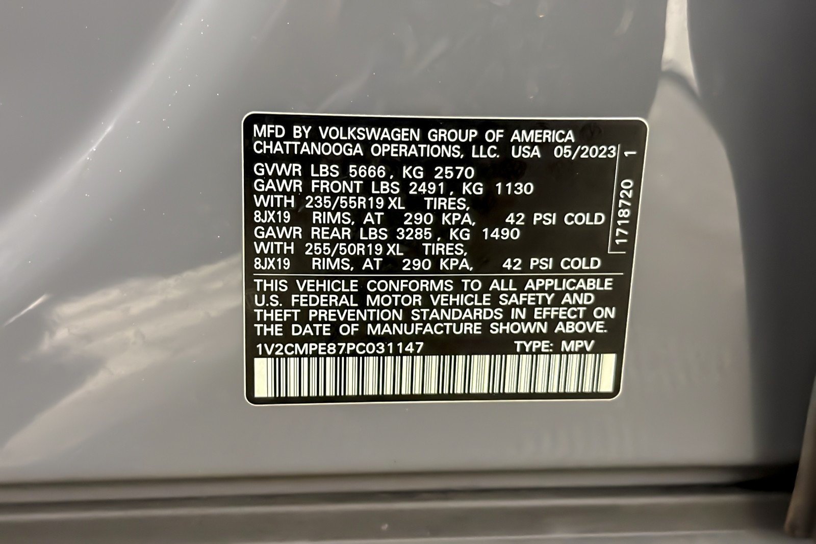 Used 2023 Pure Gray Volkswagen Pro RWD w/LG Battery image 28