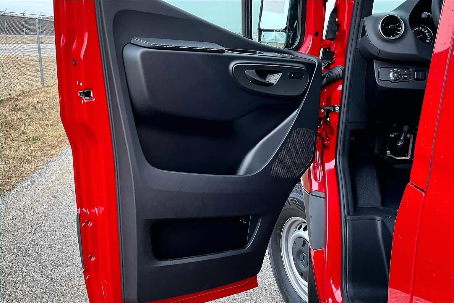 2026 Mercedes-Benz Sprinter Cargo Van Base - Photo 31