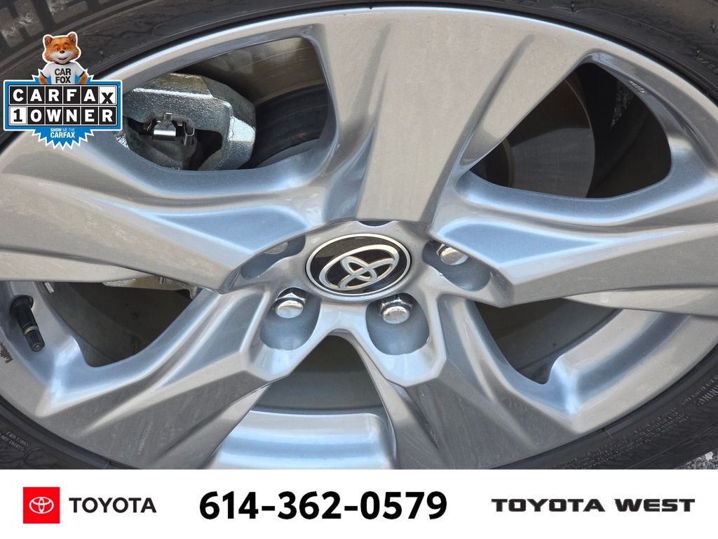 Used 2025 White Toyota XLE image 13