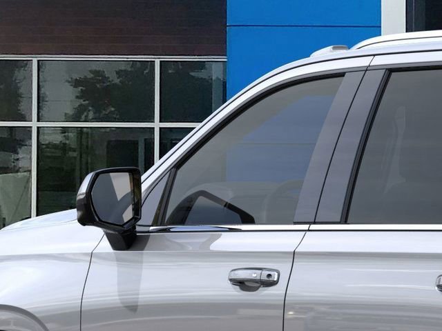 2026 Chevrolet Suburban Premier - Photo 12