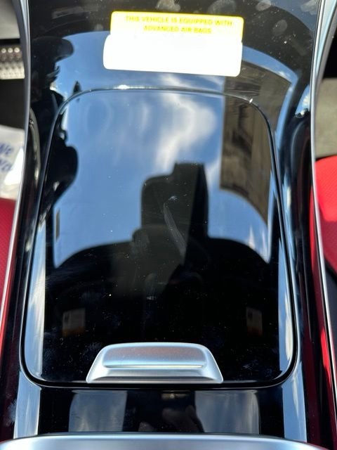 New 2026 Polar White Mercedes-Benz GLC 300 image 31
