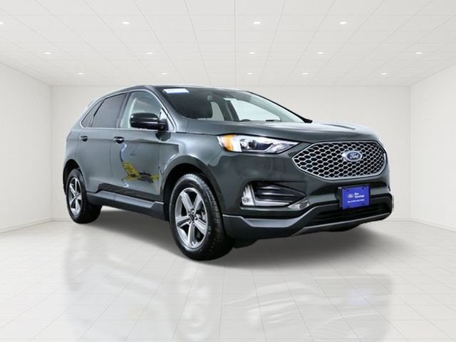 Certified Used 2024 Green Ford SEL image 1