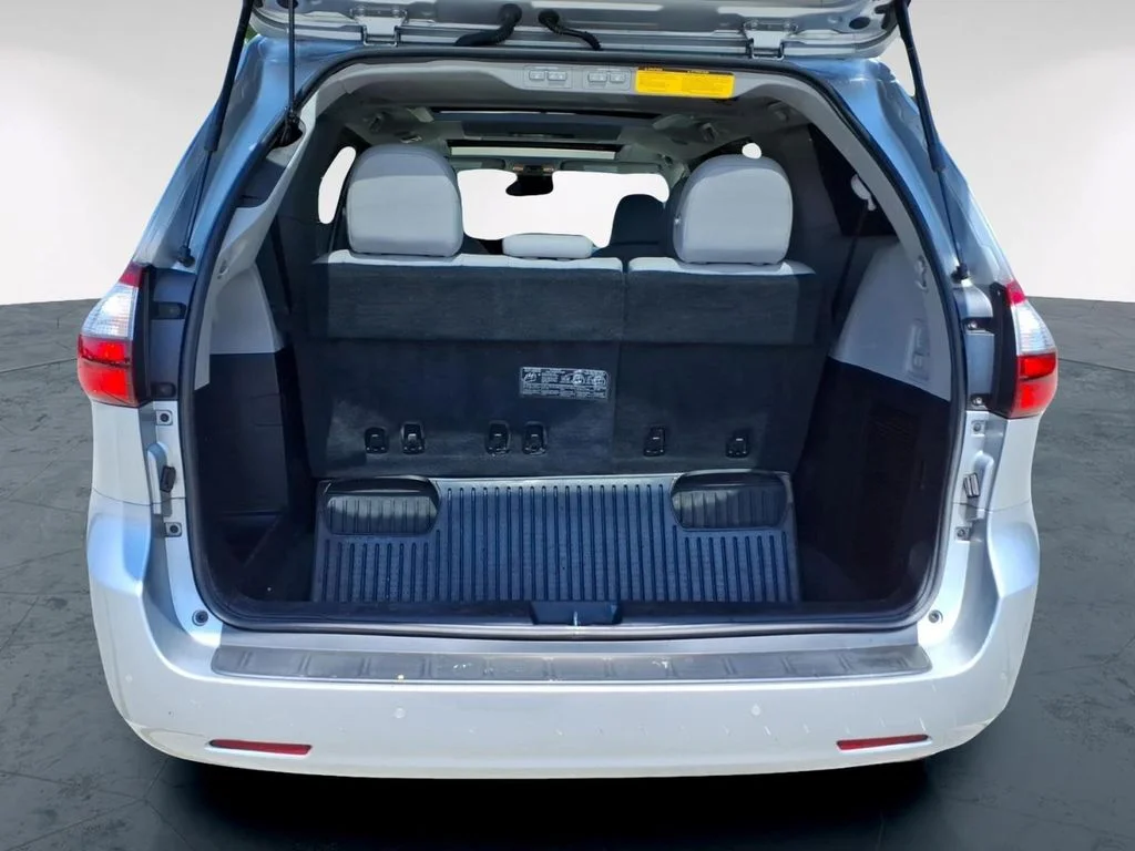 Used 2020 Silver Toyota Limited Premium image 8