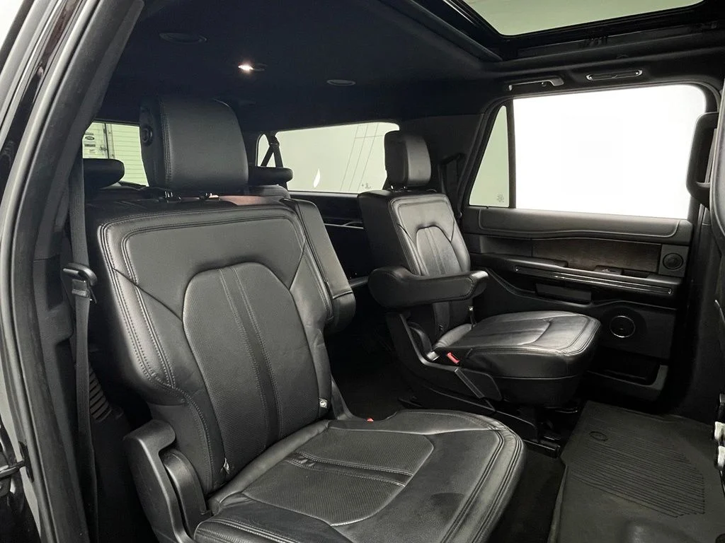 Used 2020 Black Ford Limited image 42