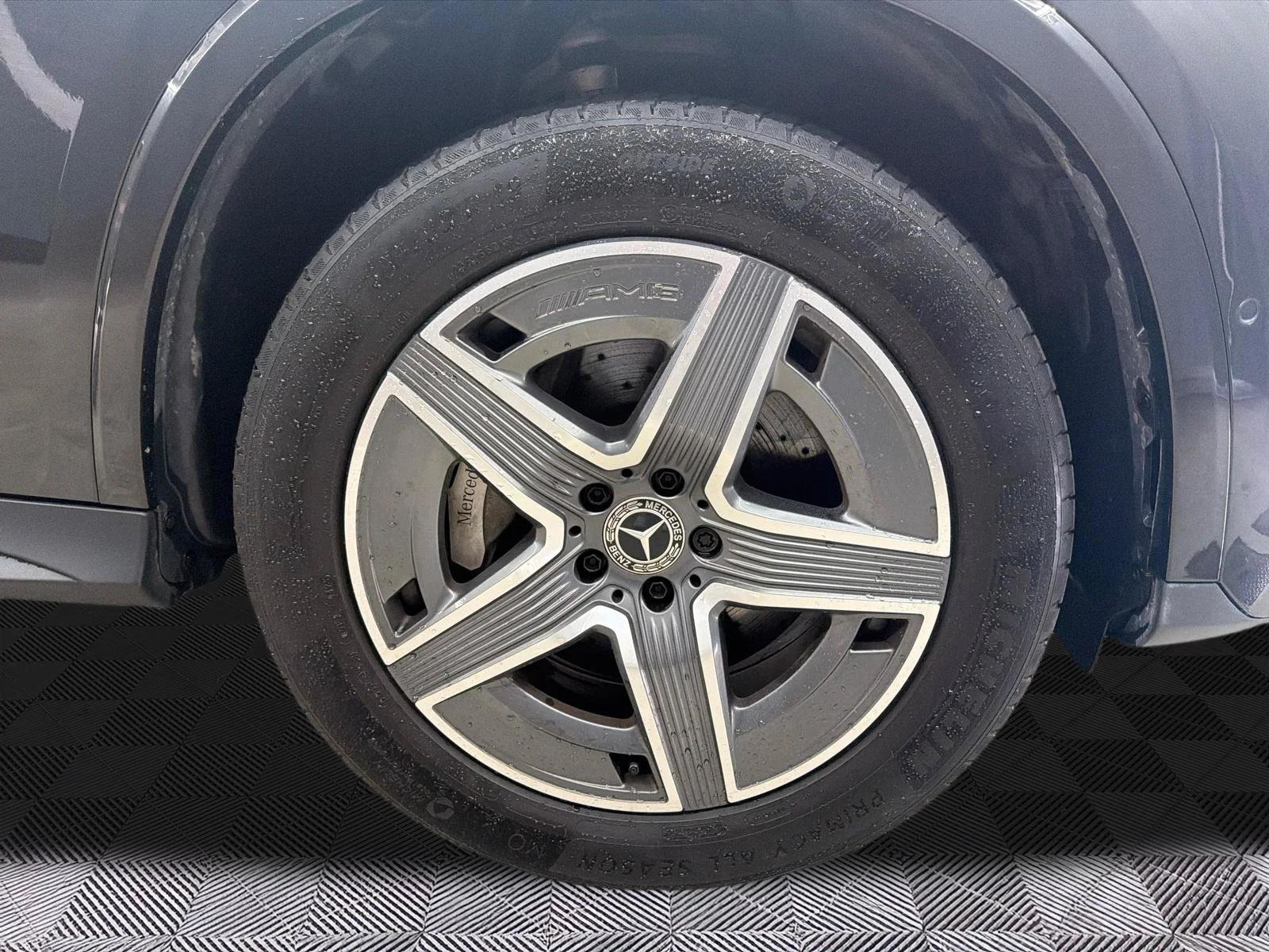 Used 2023 Grey Mercedes-Benz GLC 300 image 2