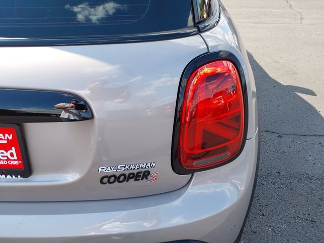 Used 2022 Gray MINI  image 26