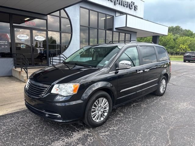 Used 2015 Chrysler Town & Country Touring-L with VIN 2C4RC1CG2FR525671 for sale in Auburn, IN