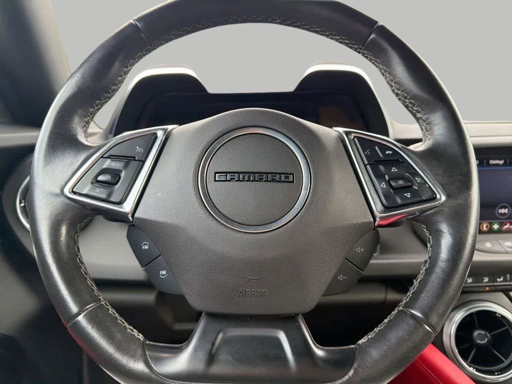Used 2023 Gray Chevrolet 2LT image 27