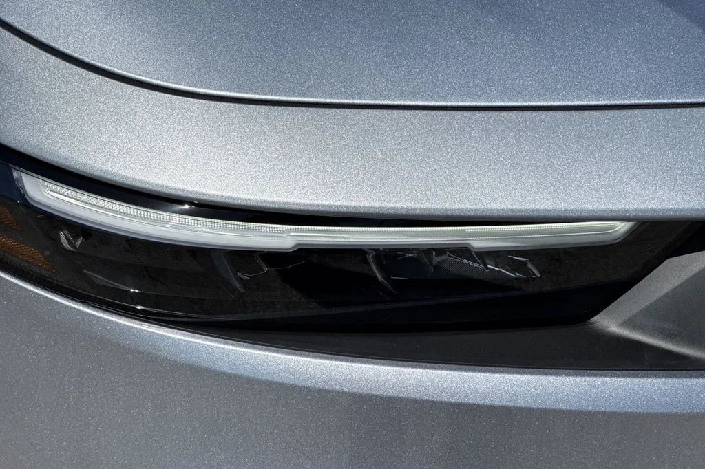 New 2026 Solar Silver Metallic Honda LX image 30