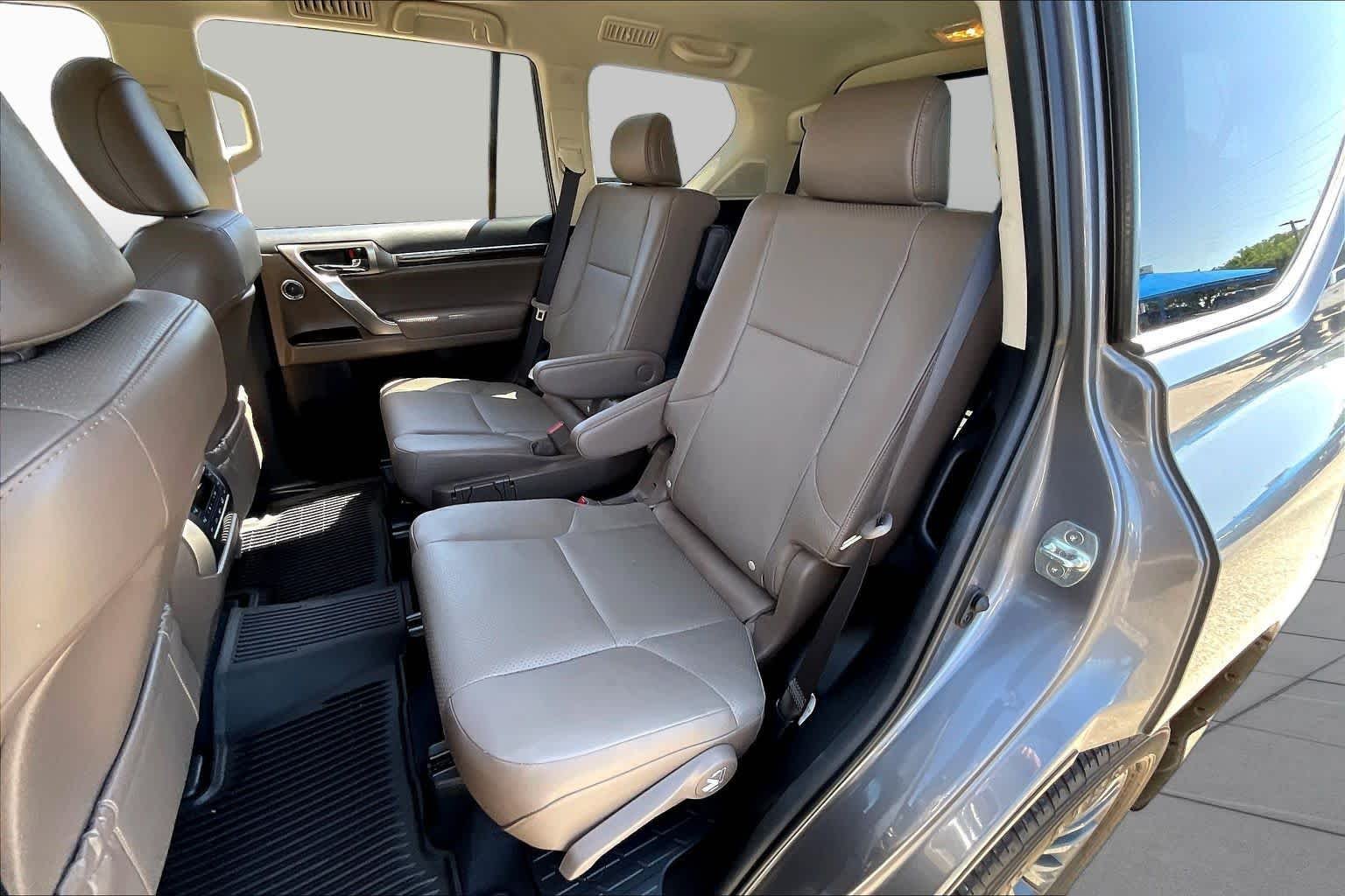 Used 2023 Nebula Gray Pearl Lexus Luxury image 20