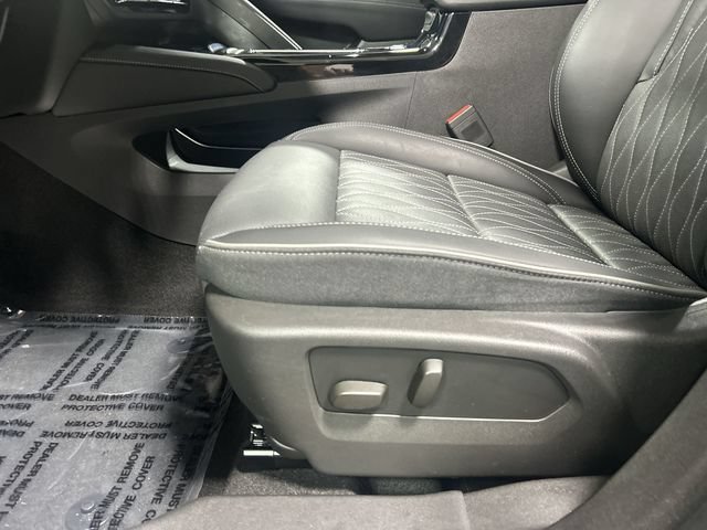 Used 2023 EBONY TWILIGHT METALLIC Buick Avenir image 12