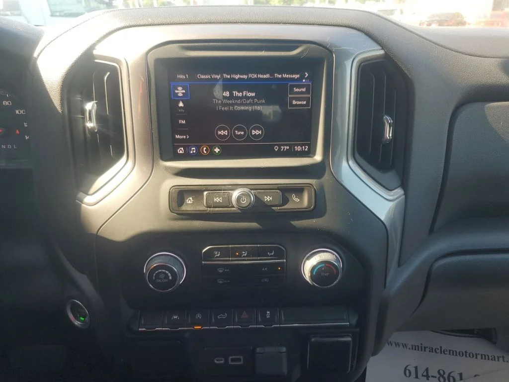 Used 2023 Red Chevrolet Custom image 22