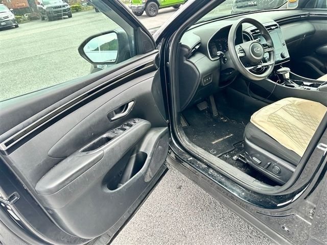 Used 2022 Black Hyundai SEL image 10