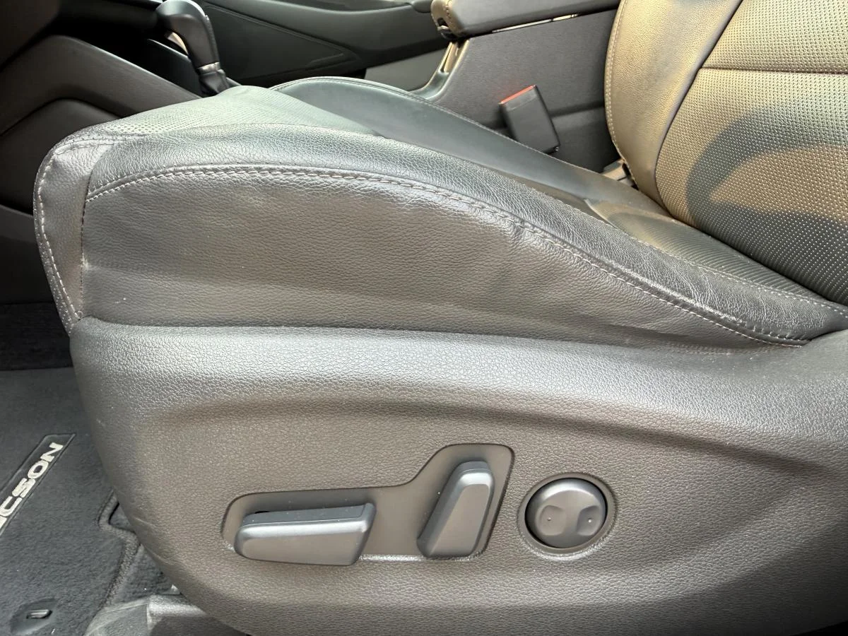 Used 2021 White Hyundai Urban Edition image 16