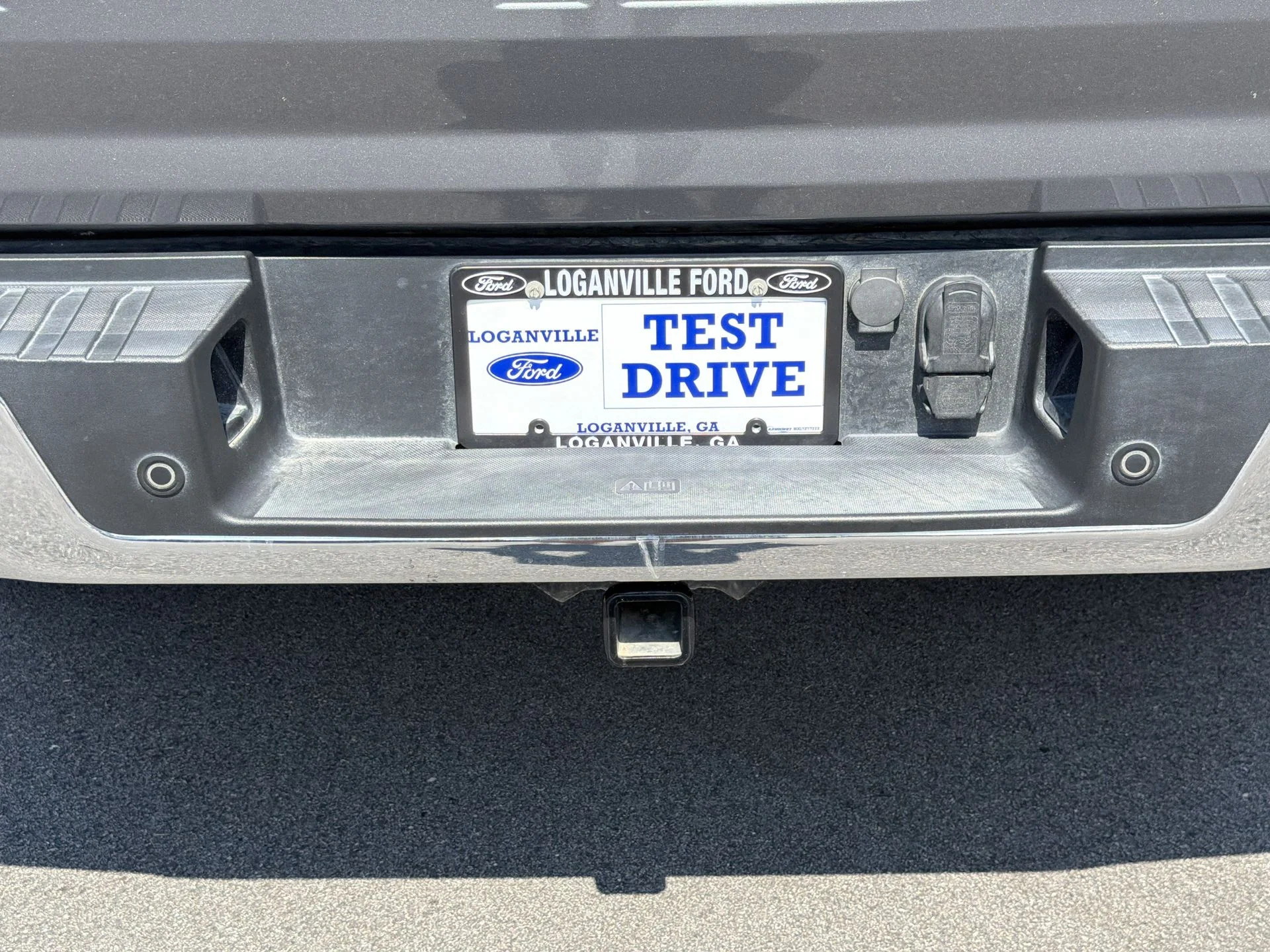 Certified Used 2024 Gray Metallic Ford Lariat image 29