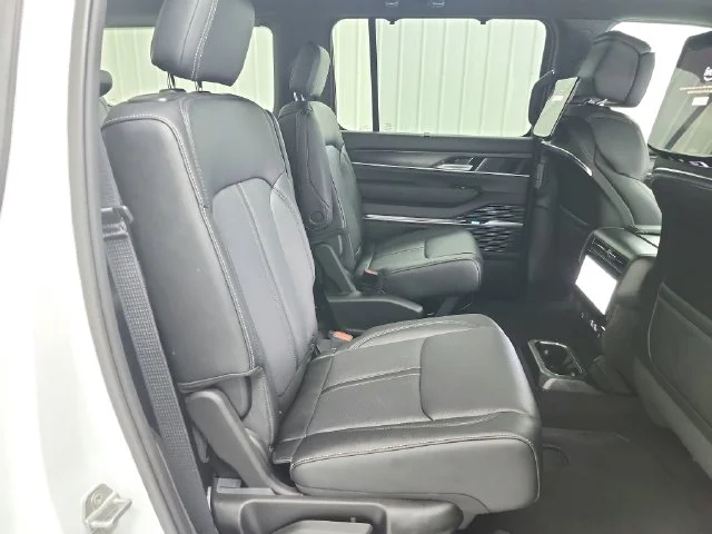 2026 Jeep Grand Wagoneer Summit Obsidian - Photo 44