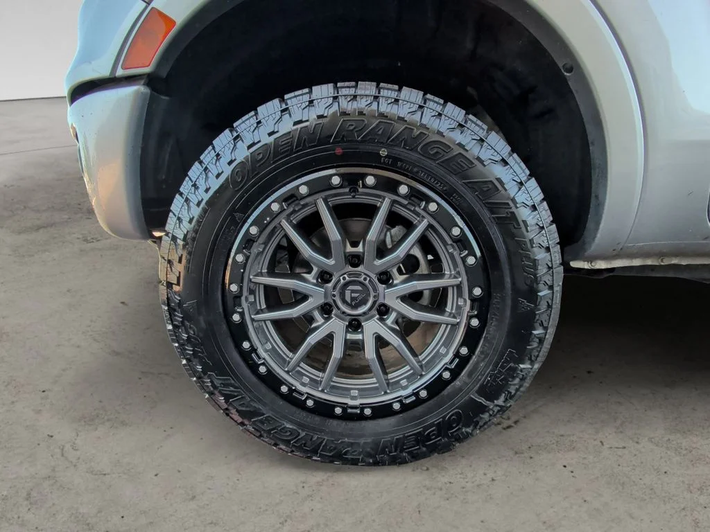 Used 2020 Silver Ford XLT image 14