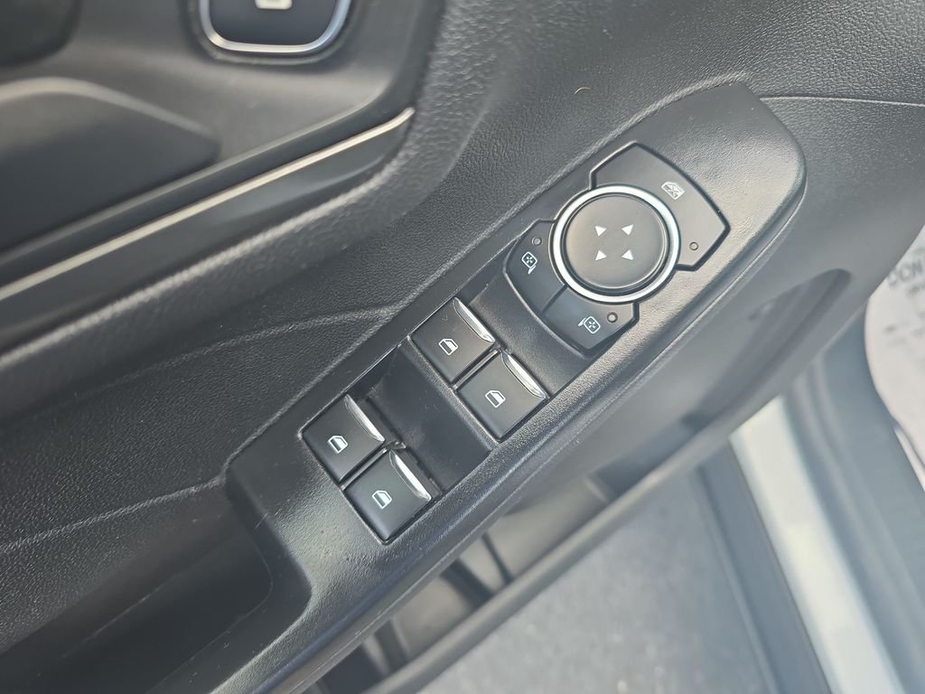 Used 2025 White Ford Active image 13