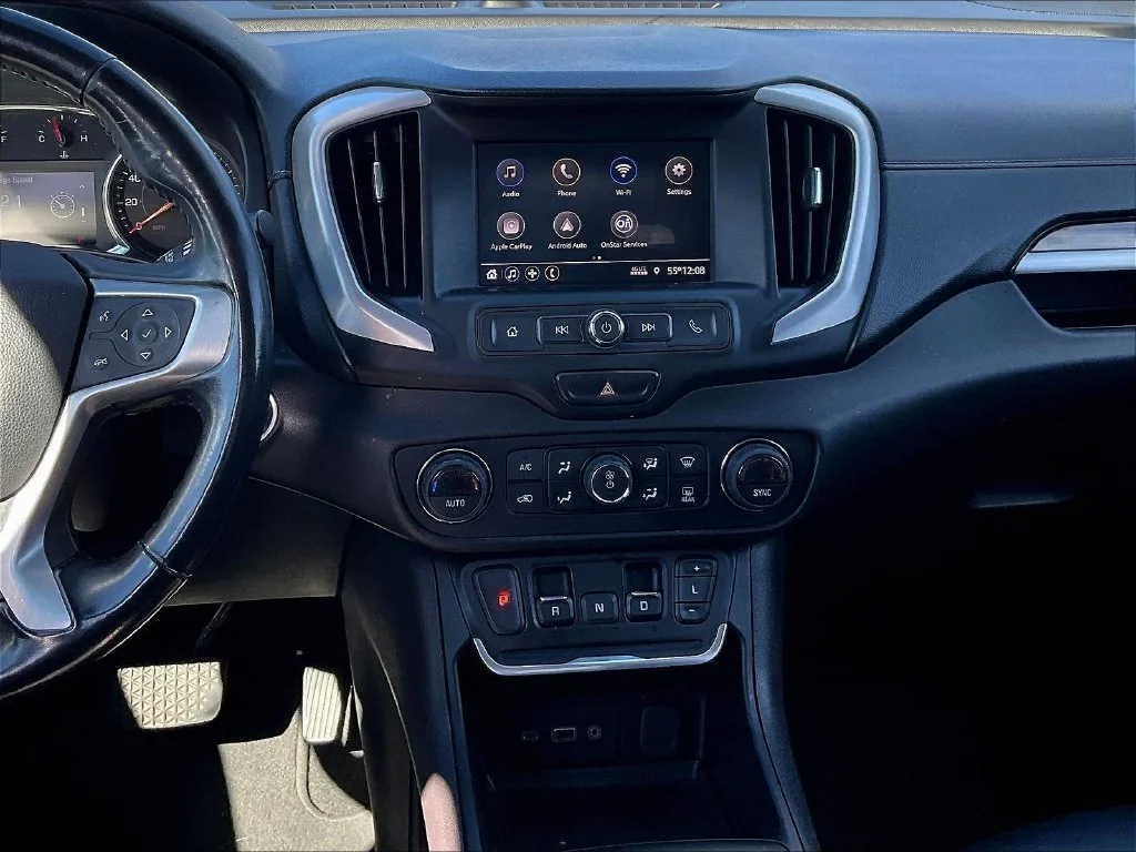 Used 2020 Ebony Twilight Metallic GMC SLE image 11