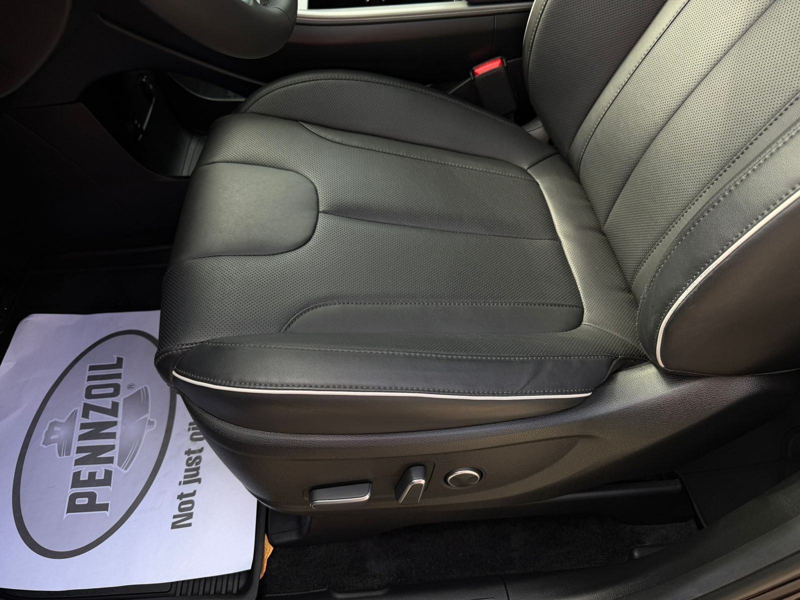 Used 2025 Abyss Black Pearl Hyundai XRT image 11