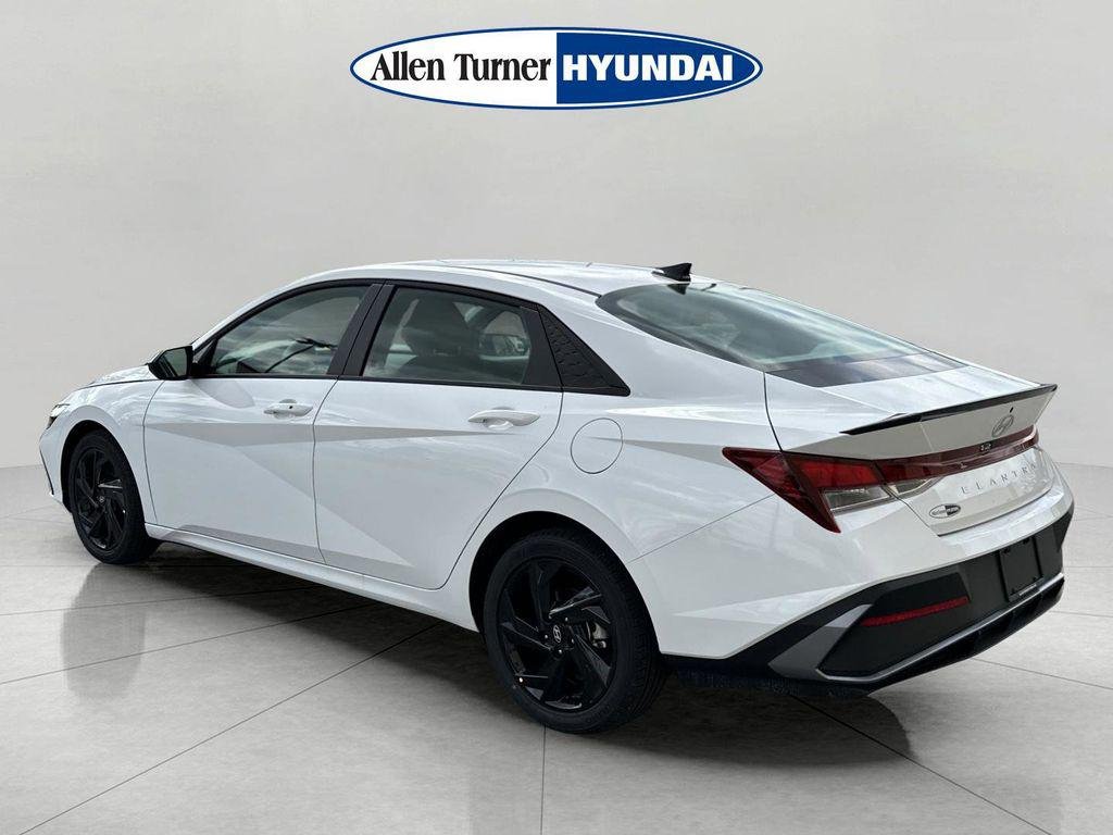 New 2026 Serenity White Hyundai SEL Sport image 5