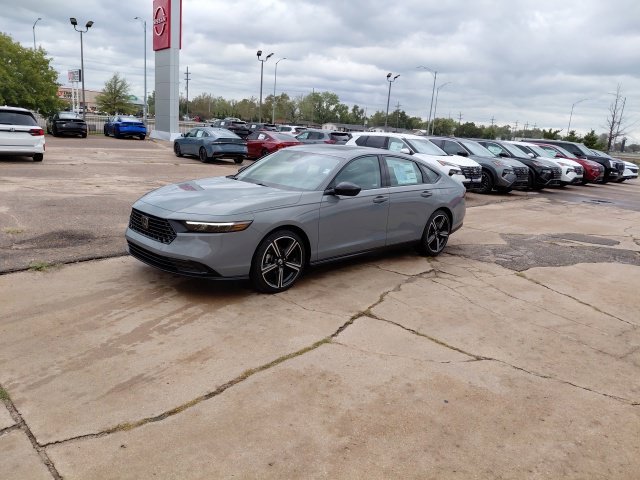 New 2026 Urban Gray Pearl Honda SE image 7