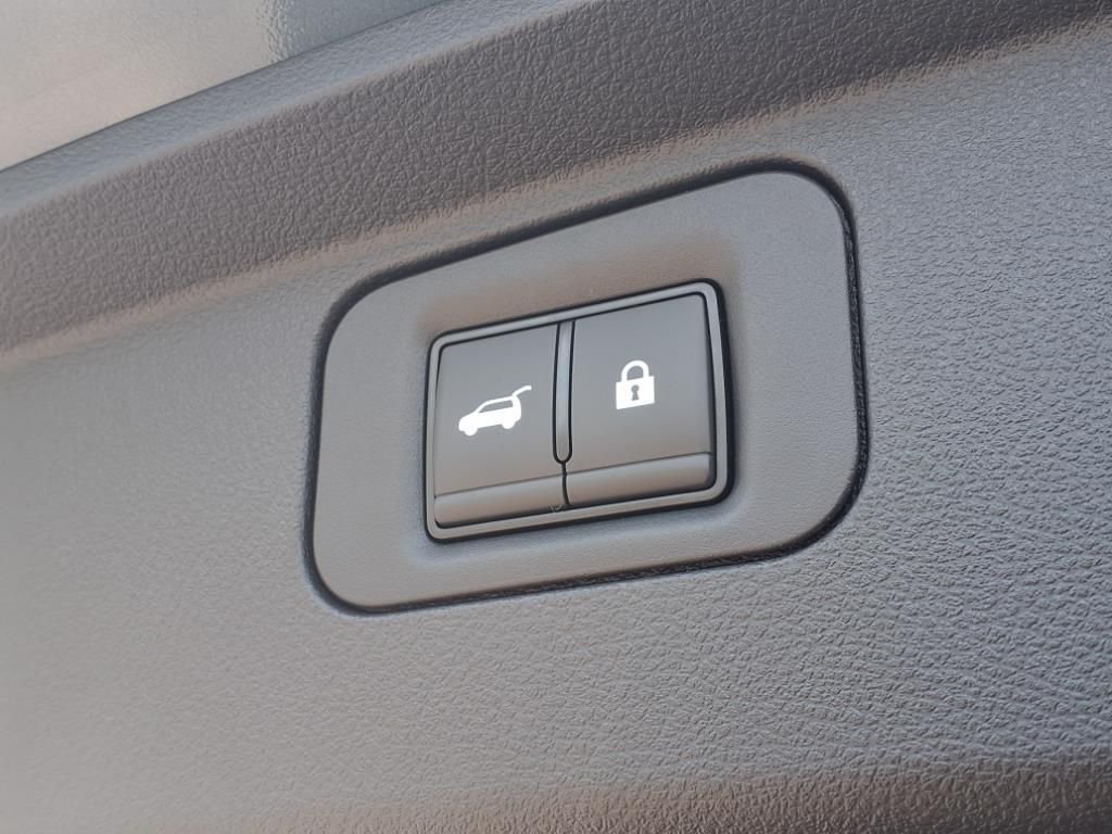 2025 Nissan Armada PRO-4X - Photo 27