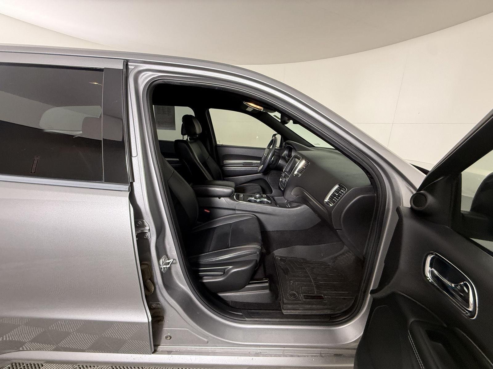 Used 2016 Billet Silver Metallic Clearcoat Dodge SXT image 15