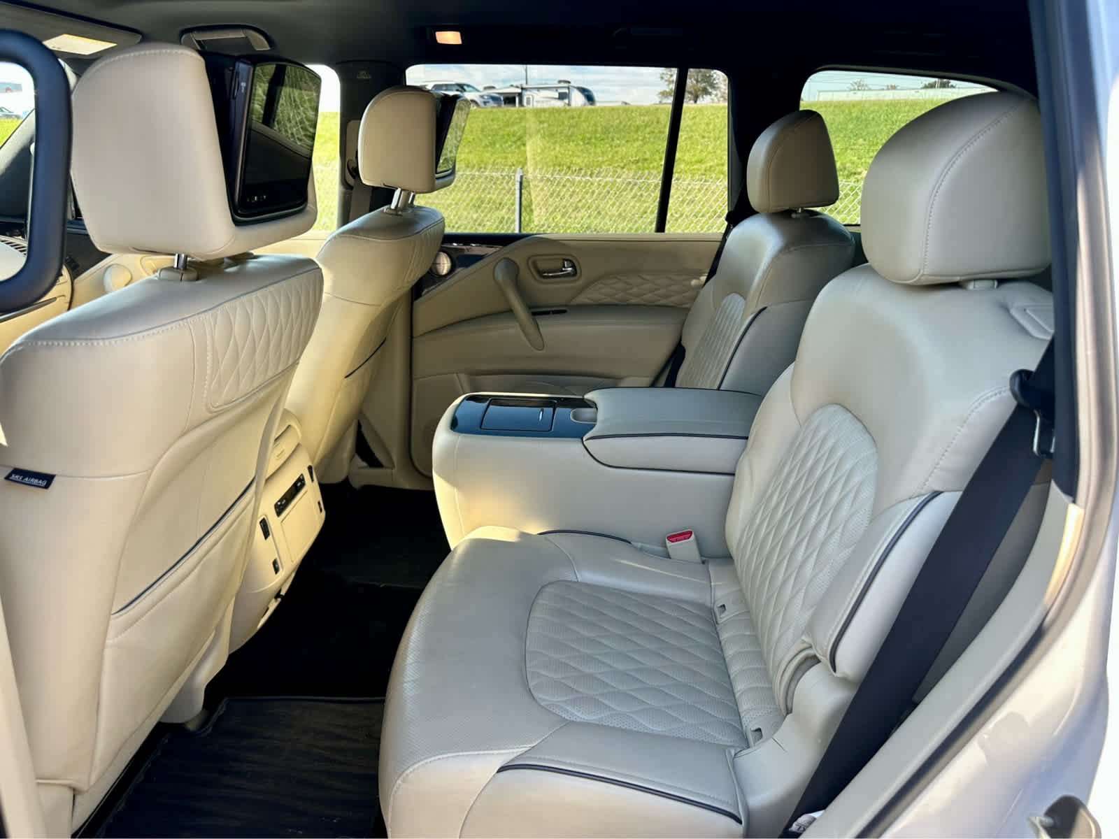 Used 2022 Moonstone White INFINITI SENSORY image 15