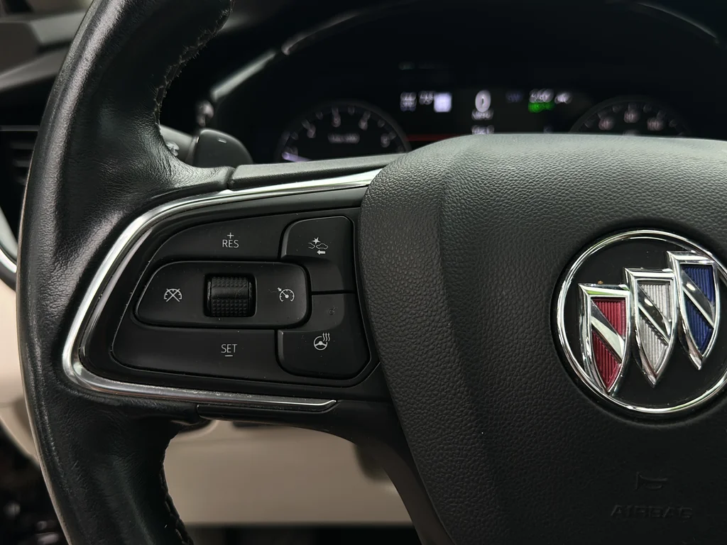 Used 2021 Red Buick Avenir image 35