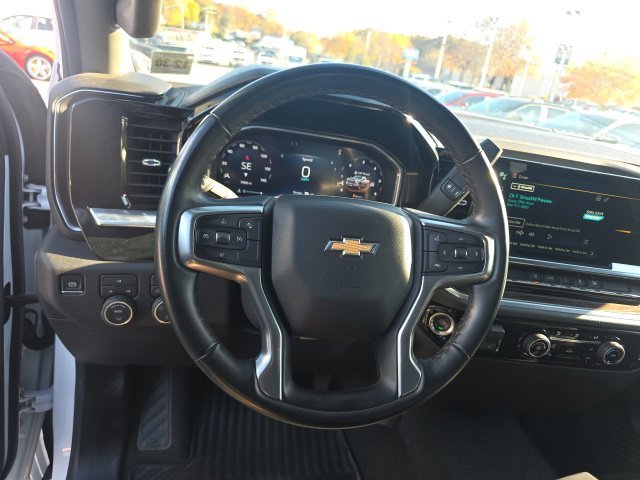 Used 2026 White Chevrolet LT image 6