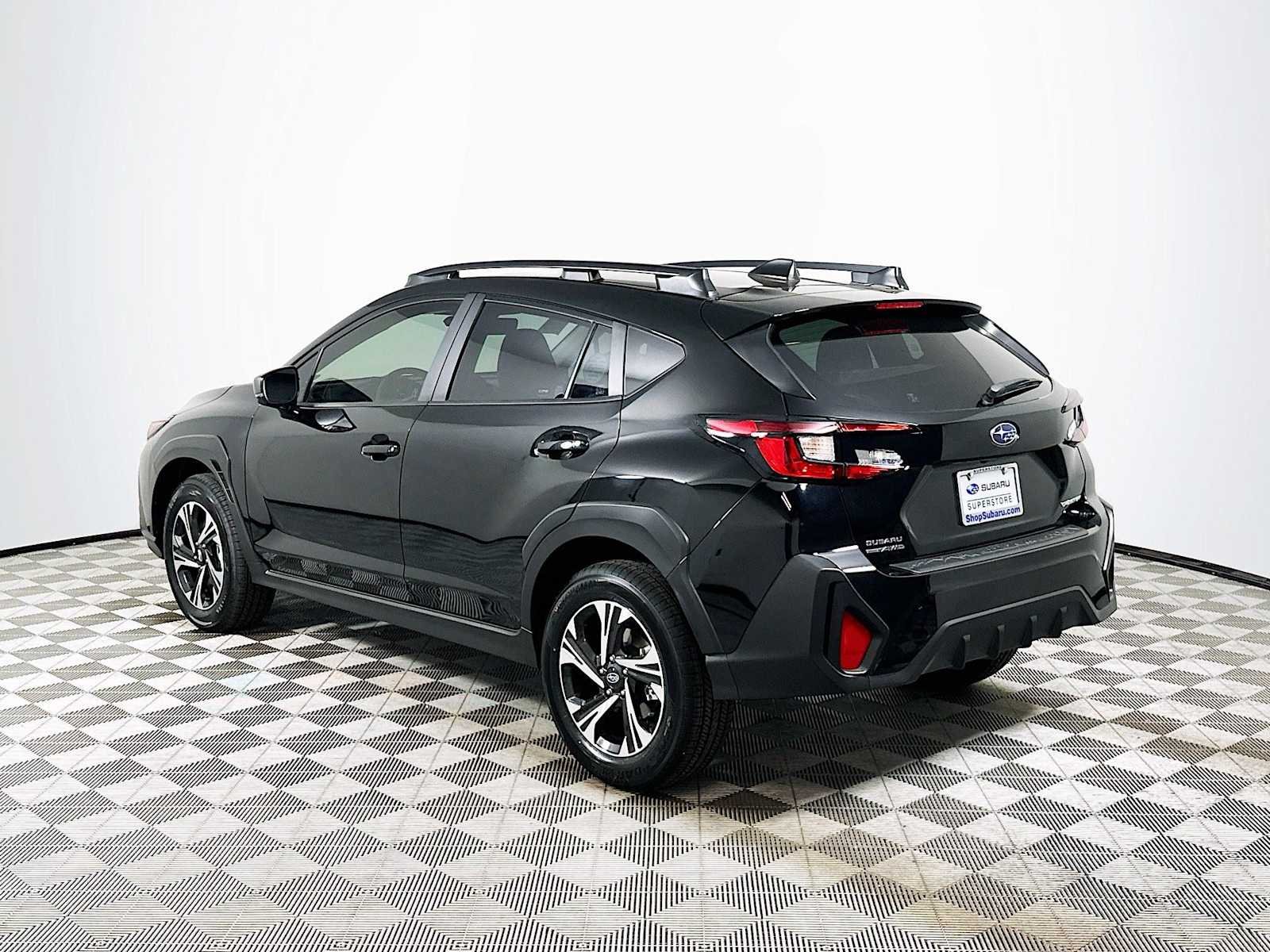 Used 2025 Crystal Black Silica Subaru Premium image 5