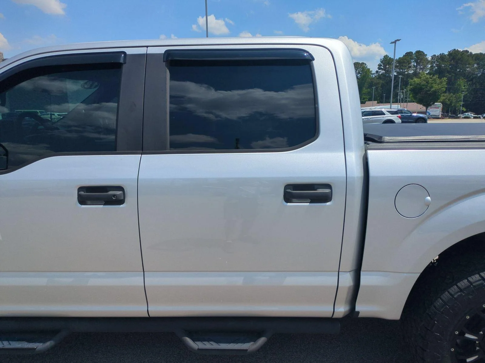 Used 2018 Ingot Silver FORD  image 29