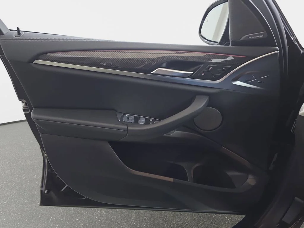 Used 2023 Dark Graphite BMW M40i image 25
