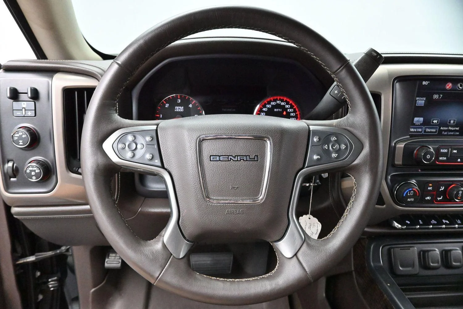 Used 2015 Onyx Black GMC Denali image 15