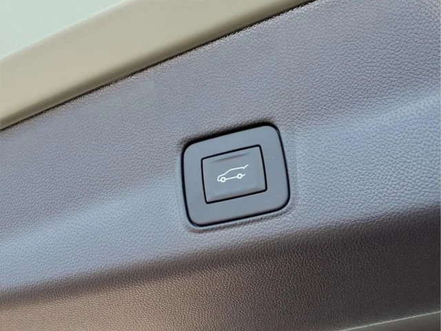 New 2026 Cacti Green Chevrolet ACTIV image 27