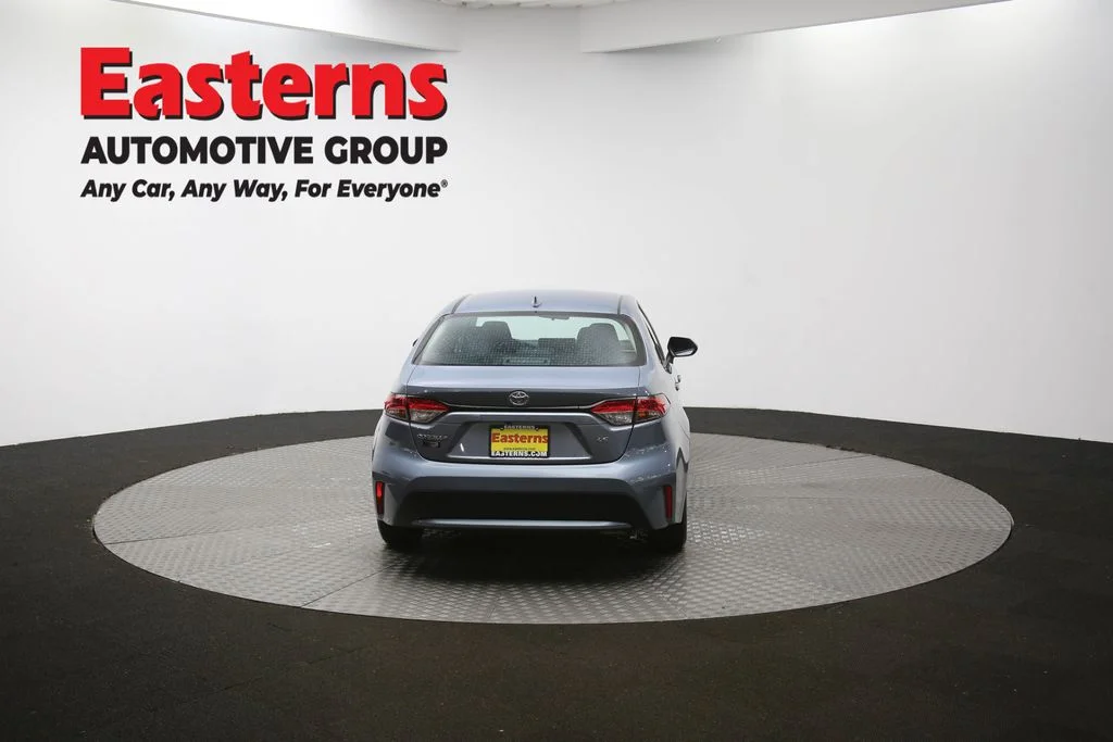 Used 2022 Gray Toyota LE image 33