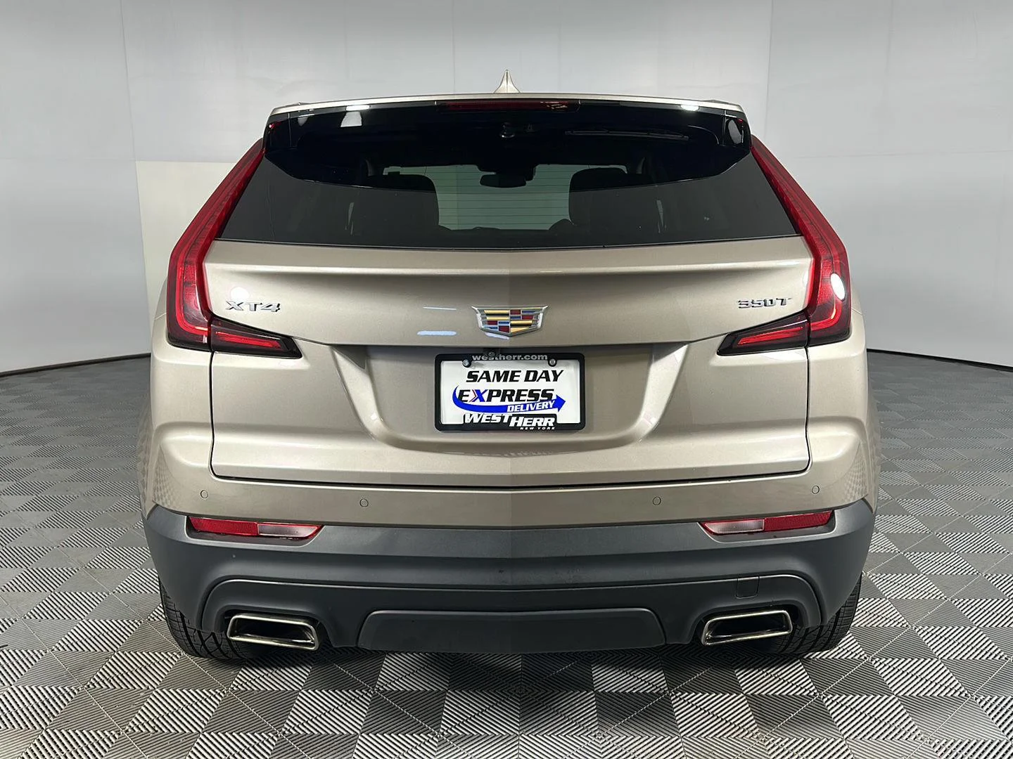 Used 2023 Latte Metallic Cadillac FWD Luxury image 24