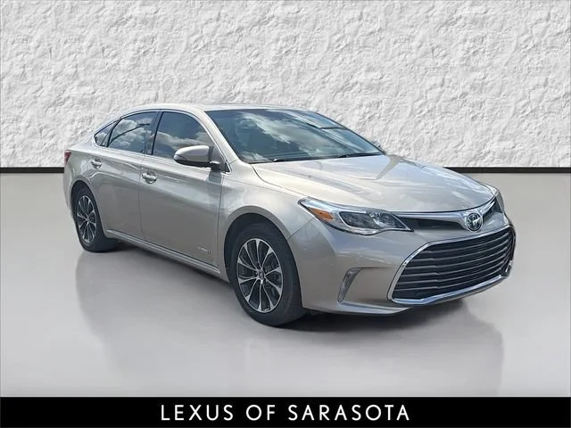 2018 Toyota Avalon Hybrid XLE Plus