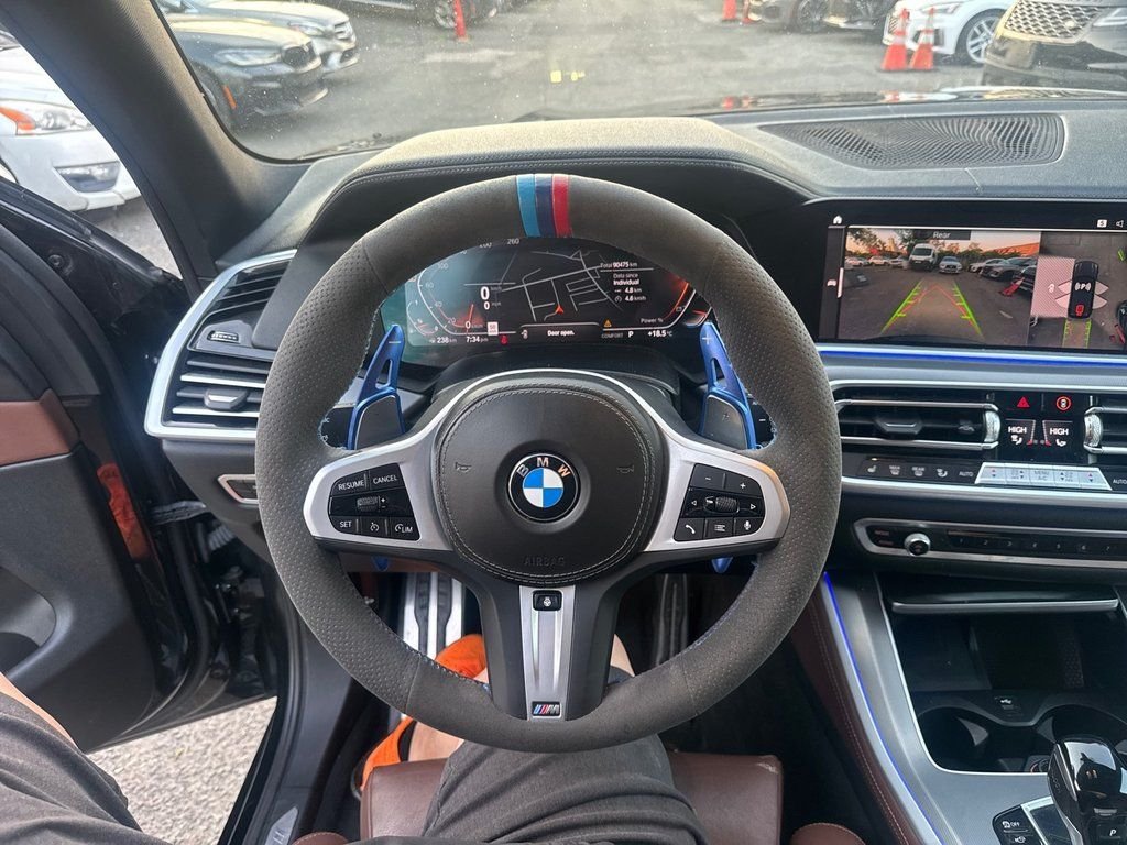 Used 2022 Black BMW xDrive40i image 45
