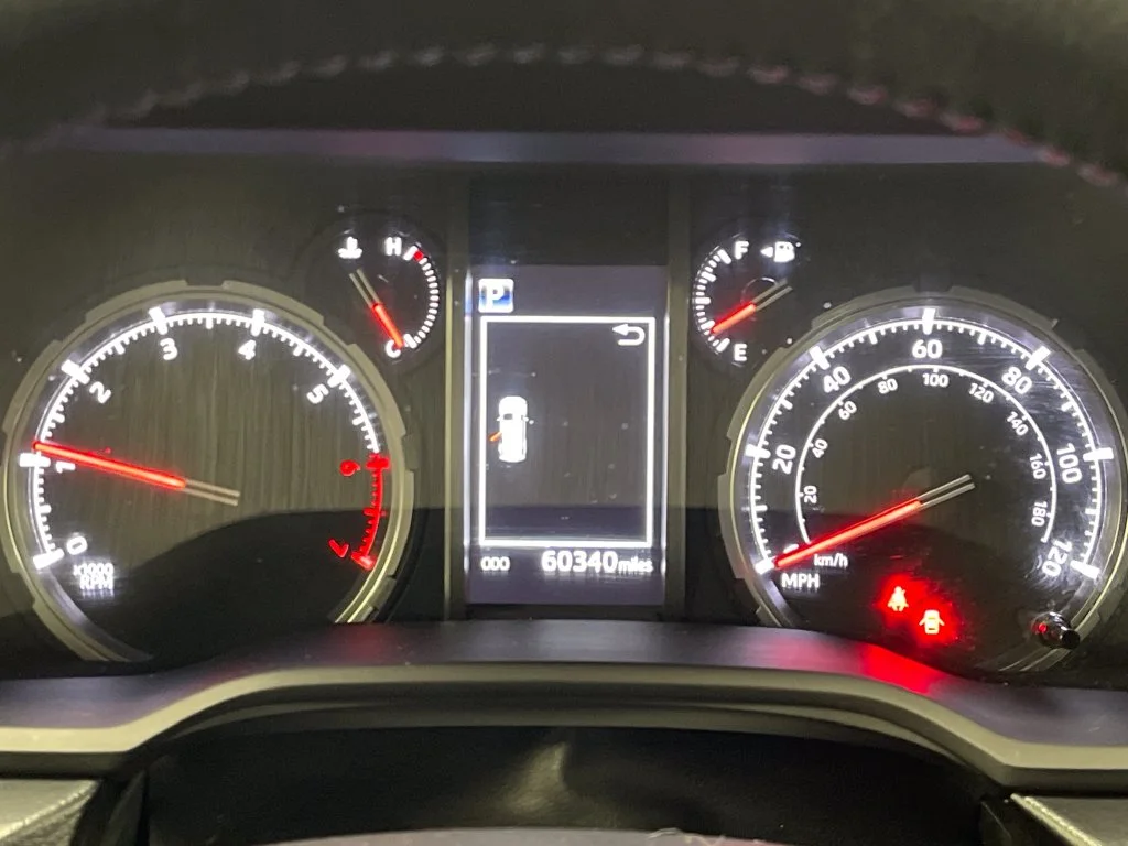 Used 2021 Gray Toyota Venture image 21