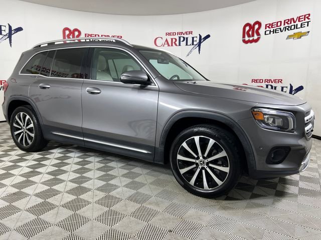 2021 Mercedes-Benz GLB GLB250's photo