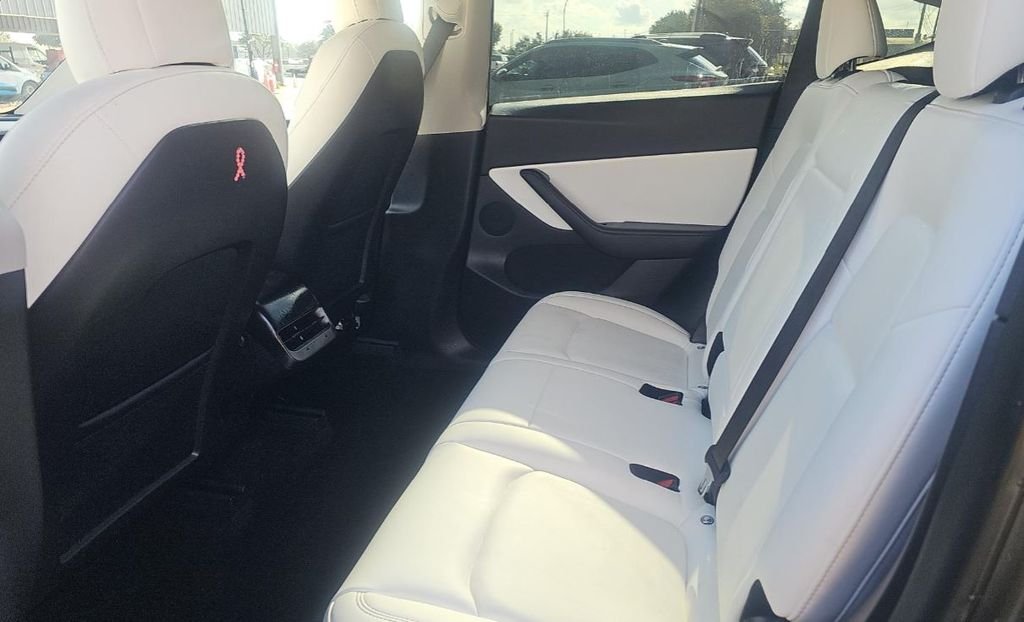 Used 2021 Silver Tesla Long Range image 8