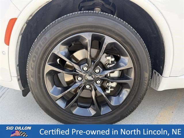 Used 2023 White Knuckle Clearcoat Dodge Hemi Orange image 9